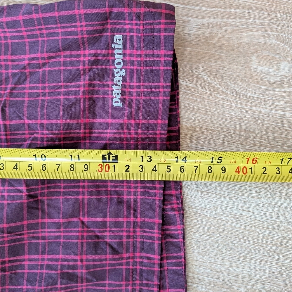 Patagonia Shorts Women's XL Athletic - Picture 9 of 11